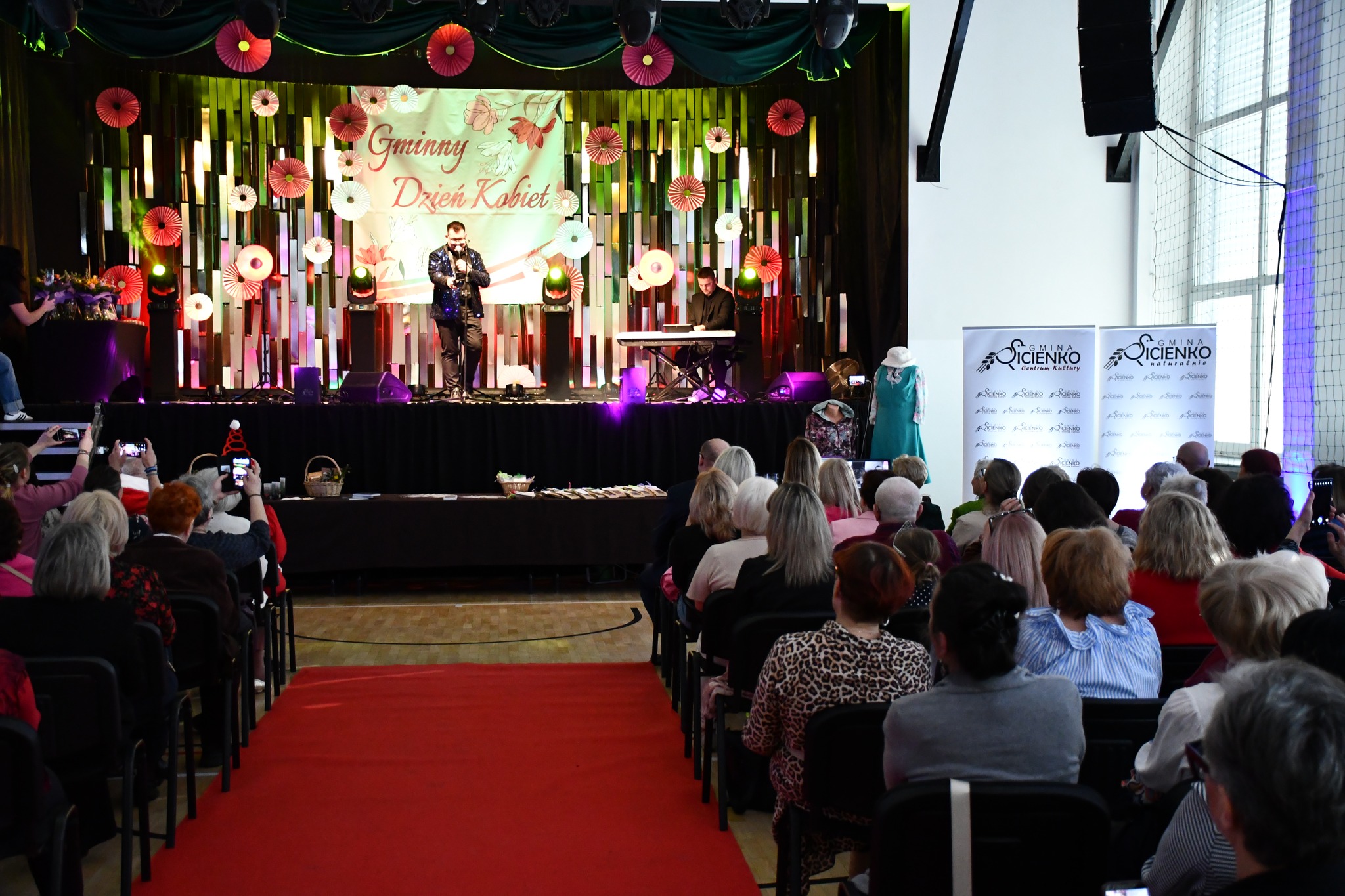 Gminny Dzień Kobiet w Sicienku